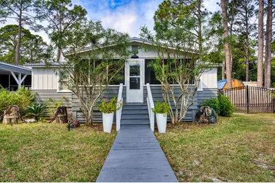 168 21st Ave, Apalachicola, FL 32320 - Photo 1