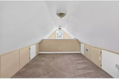 316 W Pine Ave, Saint George Island, FL 32328 - Photo 10