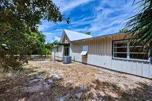 316 W Pine Ave, Saint George Island, FL 32328 - Photo 18