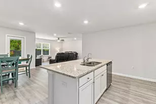 171 Cades Ct, Port Saint Joe, FL 32456 - Photo 6