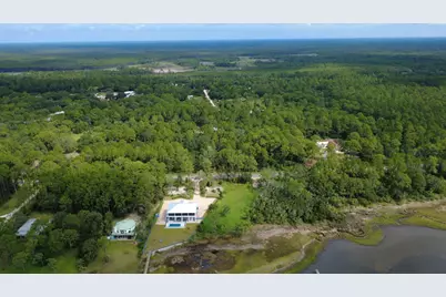 2643 Hwy 98 E, Carrabelle, FL 32322 - Photo 10