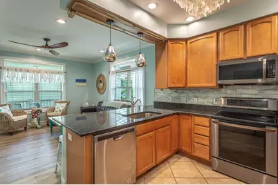 703 SE 3rd St #703-D, Carrabelle, FL 32322 - Photo 4