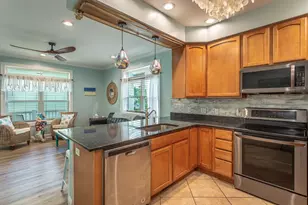 703 SE 3rd St, Carrabelle, FL 32322 - Photo 4