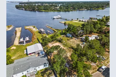 303 Blackshear Dr, Panama City, FL 32404 - Photo 4
