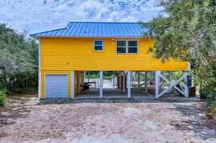 848 W Gulf Beach Dr, Saint George Island, FL 32328 - Photo 2