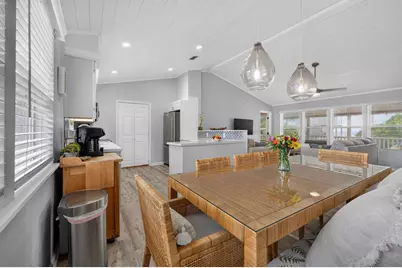 848 W Gulf Beach Dr, Saint George Island, FL 32328 - Photo 10