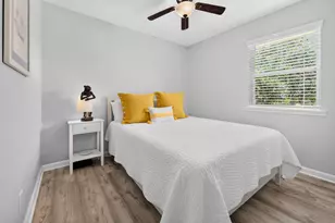 848 W Gulf Beach Dr, Saint George Island, FL 32328 - Photo 20