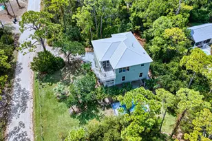 900 Bay Shore Dr, Saint George Island, FL 32328 - Photo 8