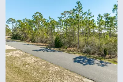 216 Ridgecrest Pkwy, Eastpoint, FL 32328 - Photo 2