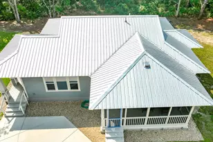 132 Putnal St, Carrabelle, FL 32322 - Photo 4