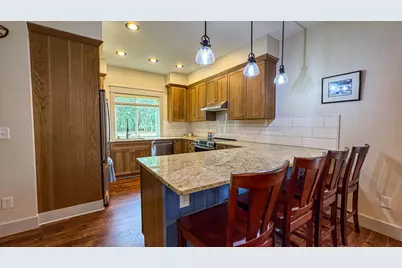 132 Putnal St, Carrabelle, FL 32322 - Photo 10