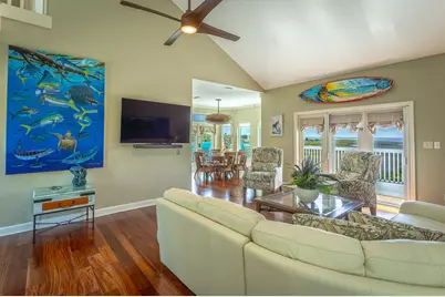 117 Osprey, Carrabelle, FL 32322 - Photo 2