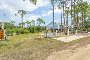 500 Sawyer St, Saint George Island, FL 32328 - Photo 4