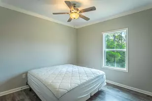 500 Sawyer St, Saint George Island, FL 32328 - Photo 16