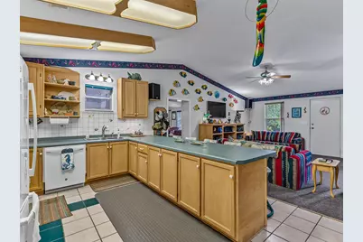 127 Putnal St, Carrabelle, FL 32322 - Photo 22