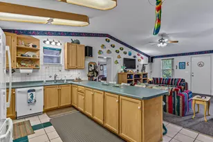 127 Putnal St, Carrabelle, FL 32322 - Photo 22