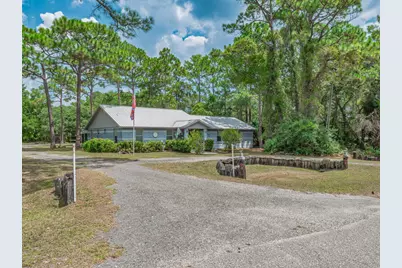 127 Putnal St, Carrabelle, FL 32322 - Photo 2