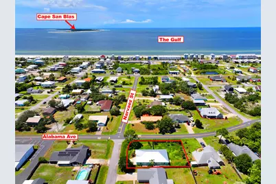 201 Narvaez St, Port Saint Joe, FL 32456 - Photo 2