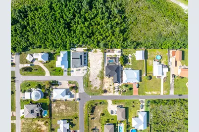 300 Bailey Ln, Mexico Beach, FL 32456 - Photo 20