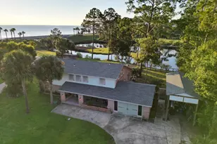 109 Sunset Cir, Port Saint Joe, FL 32456 - Photo 1