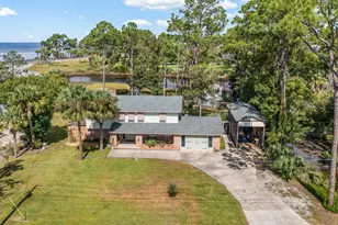 109 Sunset Cir, Port Saint Joe, FL 32456 - Photo 2