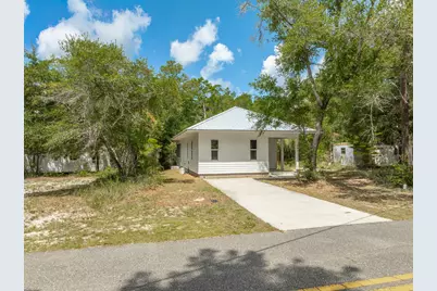 509 SE 7th St, Carrabelle, FL 32322 - Photo 2