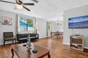 3077 Hwy 98 E, Lanark Village, FL 32323 - Photo 18