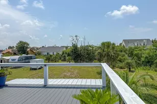 73 1st St, Mexico Beach, FL 32456 - Photo 6