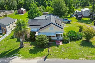 513 Woodward Ave, Port Saint Joe, FL 32456 - Photo 2