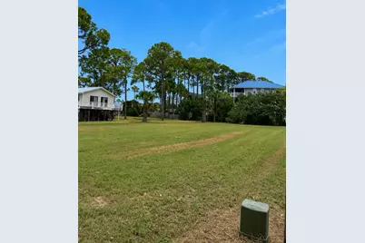 335 Bradford St, Saint George Island, FL 32328 - Photo 2