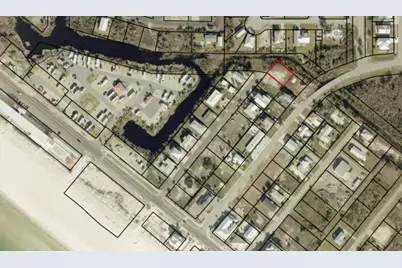 118 16th St, Mexico Beach, FL 32456 - Photo 8