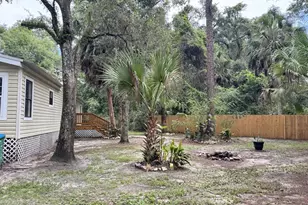 139 Carter Rd, Crawfordville, FL 32327 - Photo 8