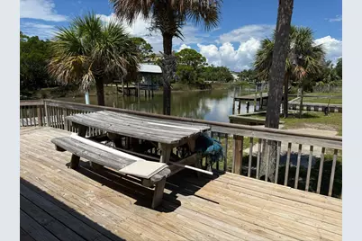 525 W Bay Shore Dr, Saint George Island, FL 32328 - Photo 6