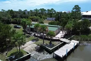 525 W Bay Shore Dr, Saint George Island, FL 32328 - Photo 4