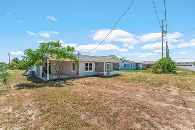 118 Gulf St, Port Saint Joe, FL 32456 - Photo 10