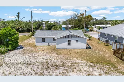 118 Gulf St, Port Saint Joe, FL 32456 - Photo 8