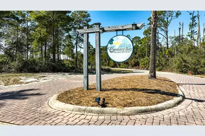 106 Plantation Dr, Carrabelle, FL 32322 - Photo 1