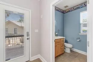 40 Myrtle Ave, Apalachicola, FL 32320 - Photo 16