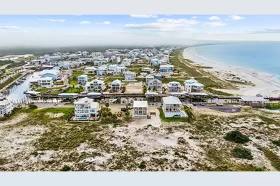 136 Canal Pkwy, Mexico Beach, FL 32456 - Photo 18