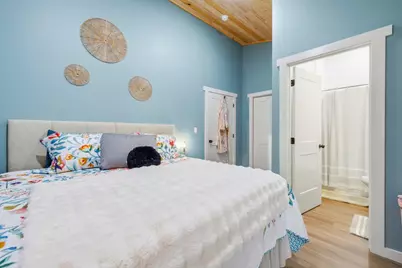 608 W 10th St, Carrabelle, FL 32322 - Photo 10