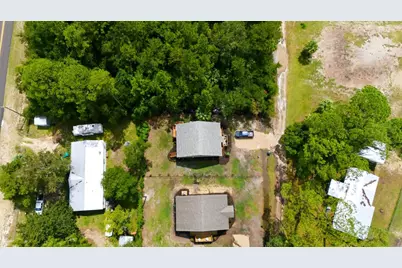 608 W 10th St, Carrabelle, FL 32322 - Photo 32
