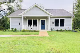 16424 SE Pear St, Blountstown, FL 32324 - Photo 1