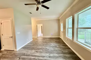 16424 SE Pear St, Blountstown, FL 32324 - Photo 6