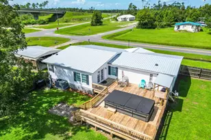 220 N Canal Dr, Port Saint Joe, FL 32456 - Photo 6