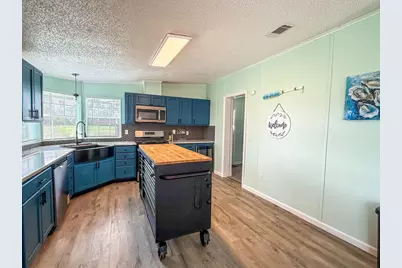 220 N Canal Dr, Port Saint Joe, FL 32456 - Photo 14