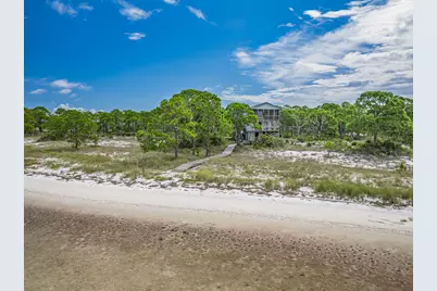669 Bay Dr, Carrabelle, FL 32322 - Photo 46