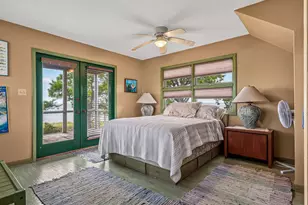 669 Bay Dr, Carrabelle, FL 32322 - Photo 20