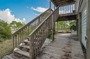 669 Bay Dr, Carrabelle, FL 32322 - Photo 34