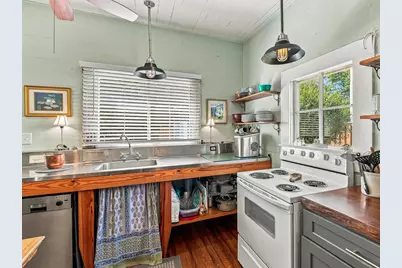 403 Tallahassee St, Carrabelle, FL 32322 - Photo 14