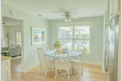 229 Balboa St, Port Saint Joe, FL 32456 - Photo 8